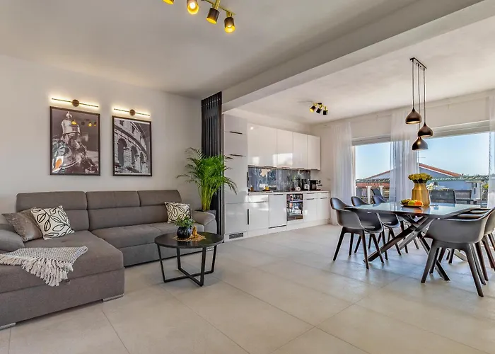 Apartment Veluana 2 With Terrace