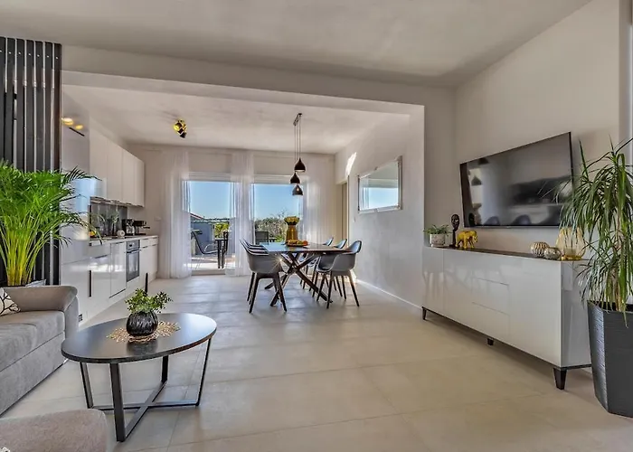Apartment Veluana 2 With Terrace