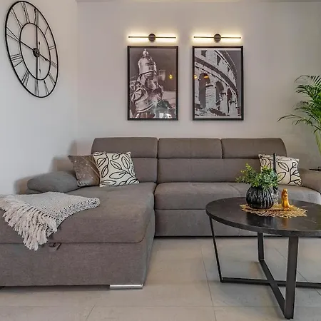 Apartment Veluana 2 With Terrace